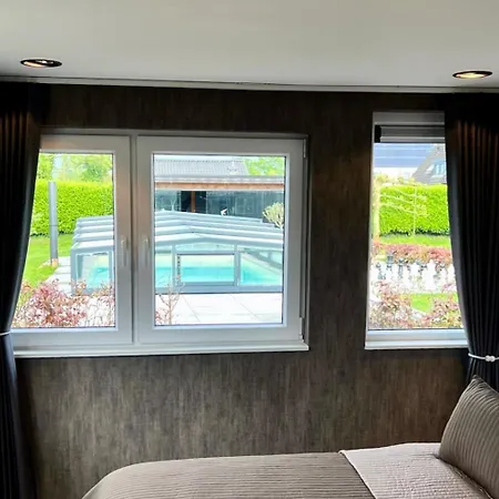 Frühstückspension Roodkapje 4*