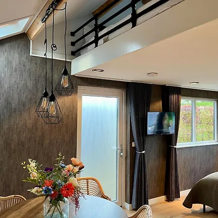 Bed & Breakfast Roodkapje Kaatsheuvel