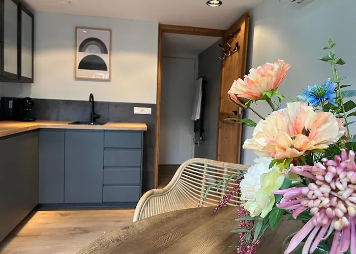 Roodkapje Bed and Breakfast Kaatsheuvel