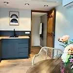 Bed & Breakfast Roodkapje Kaatsheuvel