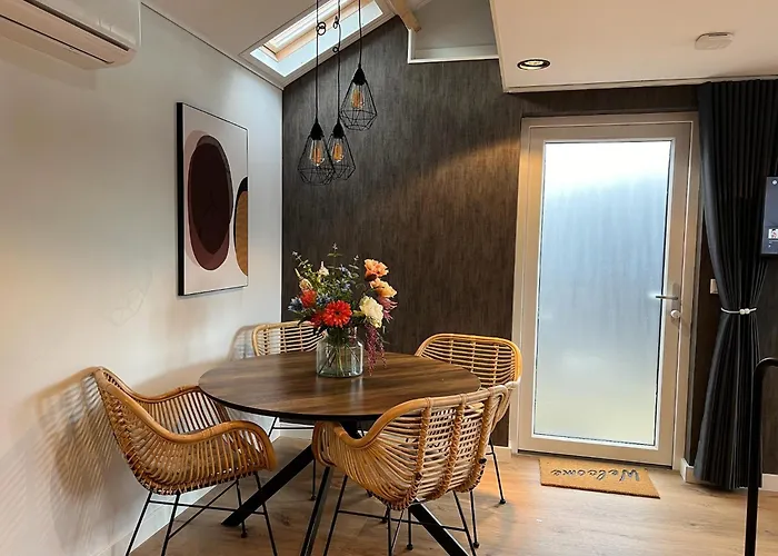 Panzió Roodkapje Kaatsheuvel